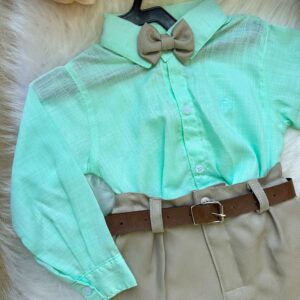 Conjunto Masculino Miss Cherry Social Verde Linho com Calça Bege Henrique